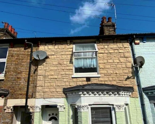 3 Bedroom Terraced House To Rent In Coombe Valley Road, Dover CT17