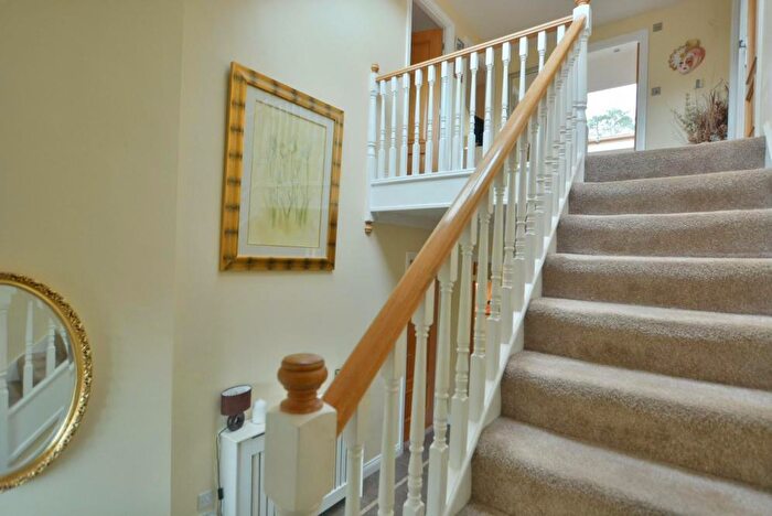 4 Bedroom Detached House For Sale In Pilford Heath Road, Colehill, BH21