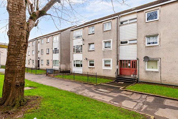 3 Bedroom Flat For Sale In Balmartin Road, Glasgow, G23