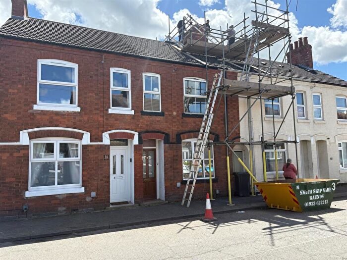 2 Bedroom Terraced House For Sale In Upper Queen Street, Rushden, NN10