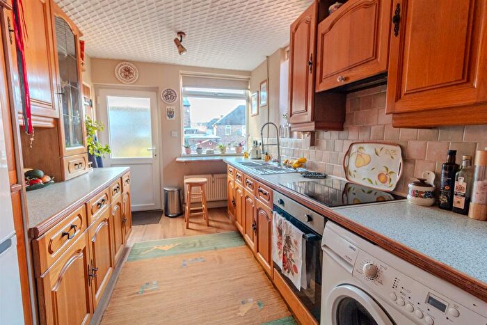 3 Bedroom Semi Detached House For Sale In Yvonne Crescent, Carlton, Nottingham, NG4