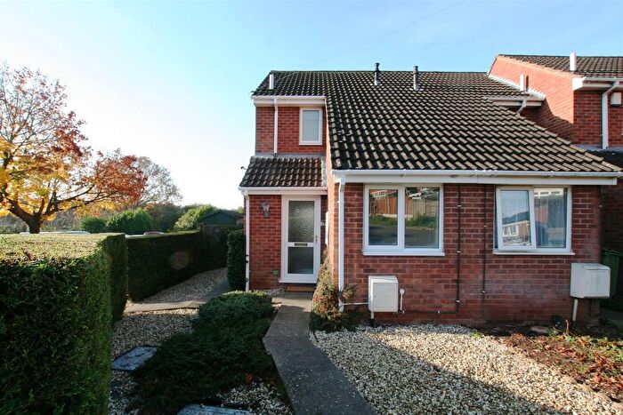 1 Bedroom End Terrace House To Rent In Wilfred Close, Worcester, Worcestershire, WR3