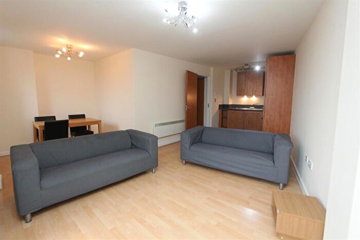 1 Bedroom Flat To Rent In Aspect, Elmwood Lane, LS2