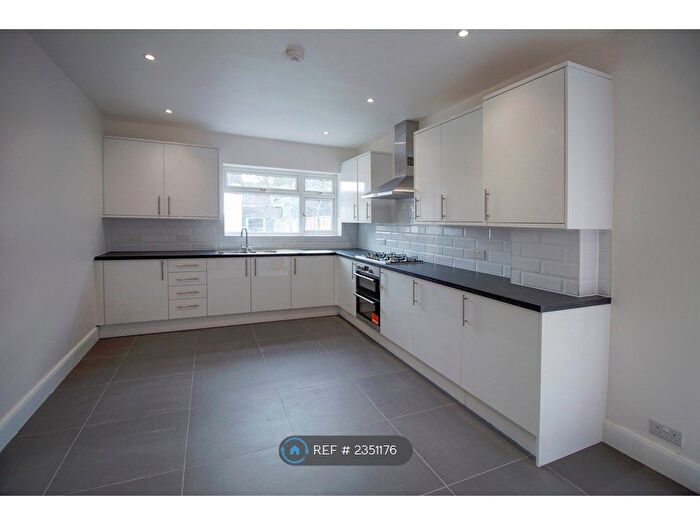 4 Bedroom Terraced House To Rent In Coniston Road, London, N17