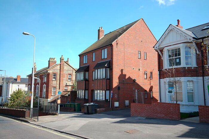 3 Bedroom Flat To Rent In Winchester City Centre, SO23
