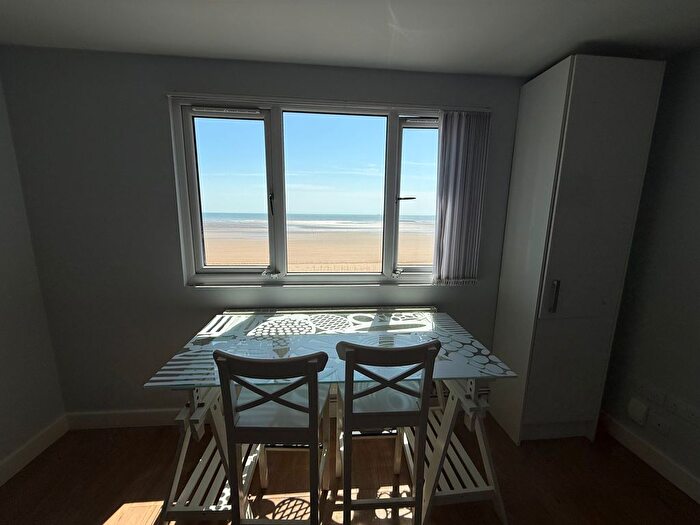 1 Bedroom Flat To Rent In Oystermouth Road, Swansea, SA1