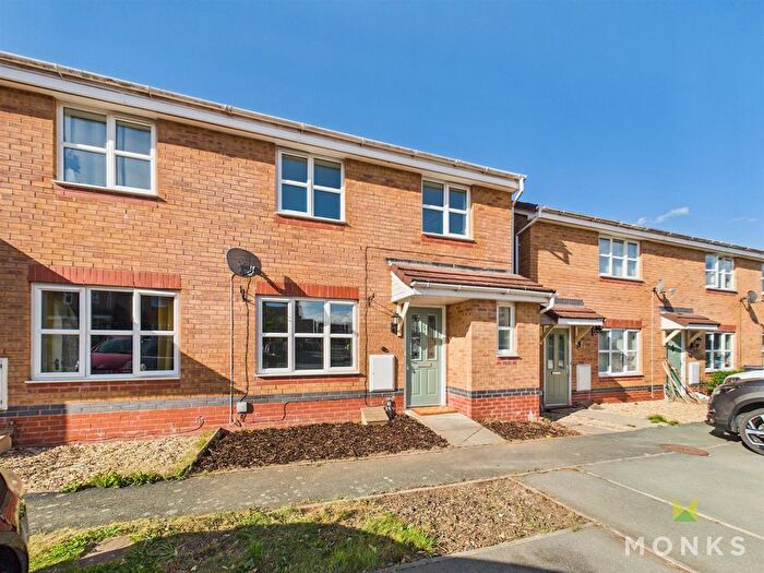 3 Bedroom Semi-Detached House For Sale In Cae Onan, Morda, Oswestry, SY10