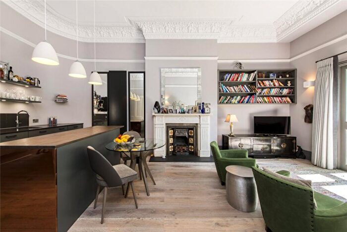 2 Bedroom Flat To Rent In Belsize Park Gardens, Belsize Park, NW3