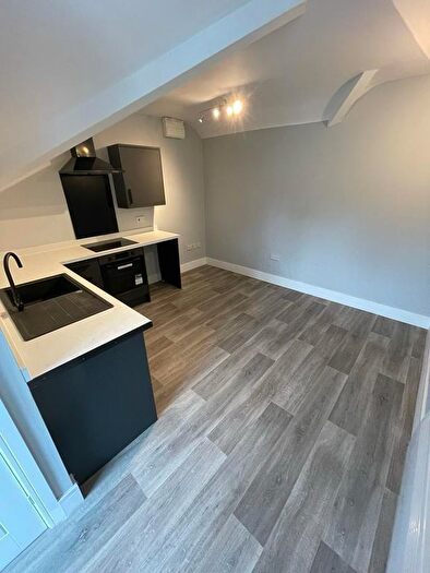 1 Bedroom Flat To Rent In Barnsley Road, Hemsworth, Pontefract, WF9