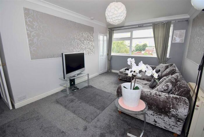 2 Bedroom Flat To Rent In Canterbury Way, Jarrow, NE32
