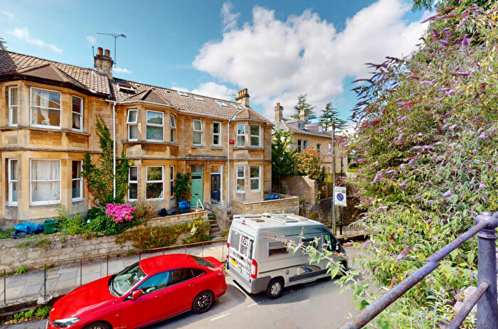 7 Bedroom House To Rent In Hayes Place, BA2