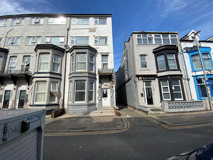 8 Bedroom End Of Terrace House For Sale In Hull Road, Blackpool, Lancashire, FY1