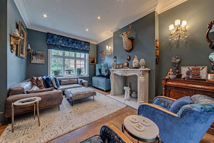 4 Bedroom Flat For Sale In Hollycroft Avenue, Hampstead, NW3