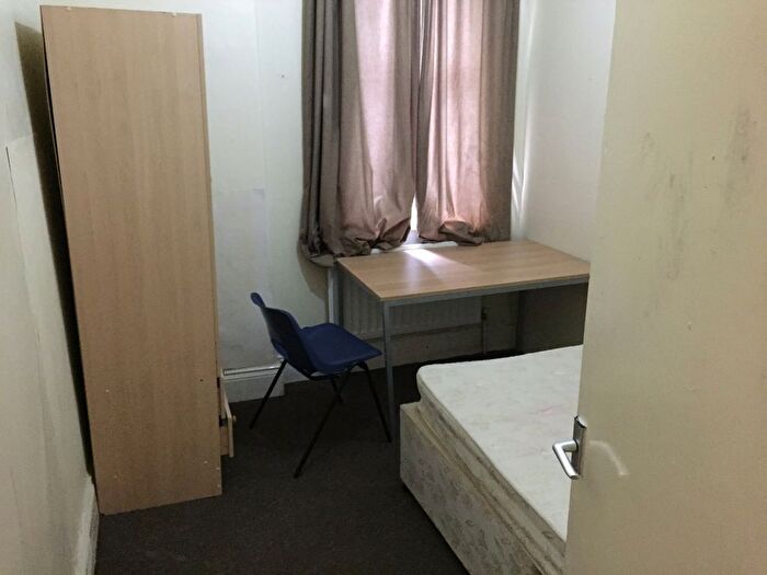 2 Bedroom Flat To Rent In Condercum Road, Benwell, Fenham, Tyne And Wear, NE4