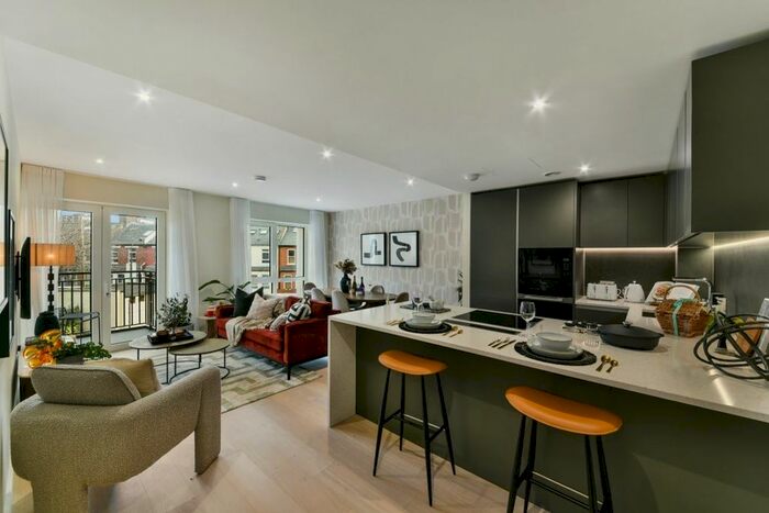 2 Bedroom Flat To Rent In Distillery Road, London, W6