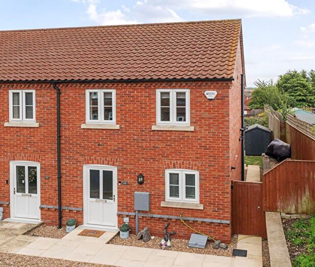 2 Bedroom End Of Terrace House For Sale In Cowling Close, Horncastle, LN9