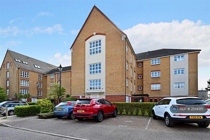 3 Bedroom Flat To Rent In Caroline Way, Eastbourne, BN23