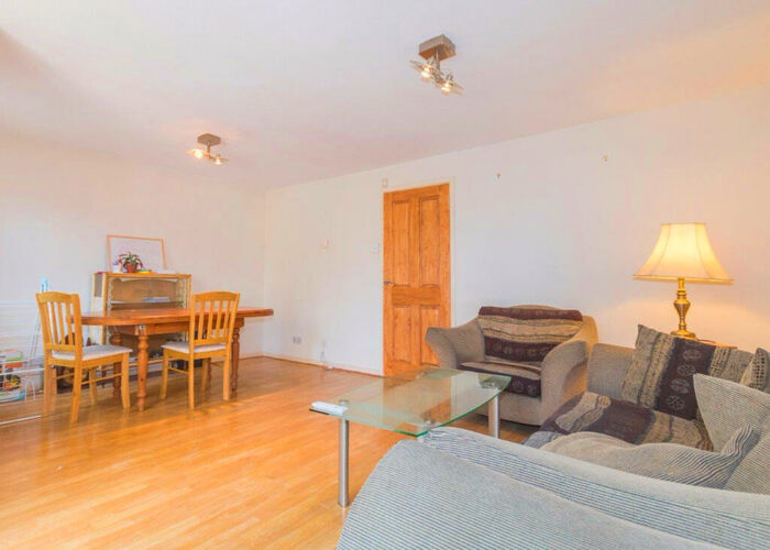 3 Bedroom Terraced House To Rent In Fallow Court, Argyle Way, SE16