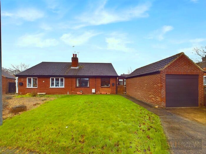 2 Bedroom Semi-Detached Bungalow For Sale In Maple Walk, Brandesburton, Driffield, YO25