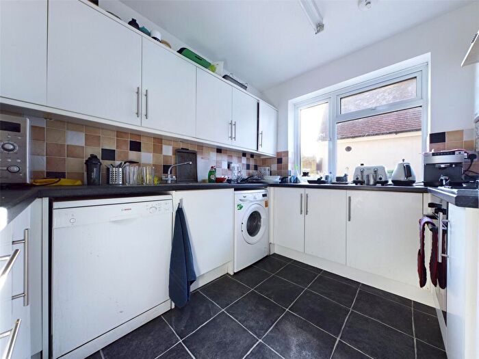 7 Bedroom Detached House To Rent In Bevendean Crecent, Brighton, East Sussex, BN2