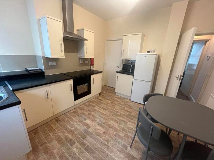 4 Bedroom House To Rent In Shoreham Street, Sheffield, S1