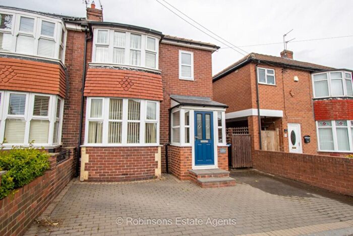 3 Bedroom Semi-Detached House For Sale In Leesfield Road, Meadowfield, Durham, DH7