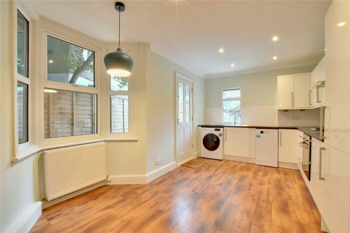 4 Bedroom End Of Terrace House To Rent In Leathwell Road, London, SE8