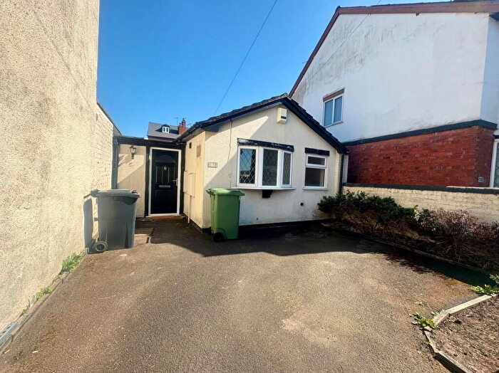 1 Bedroom Detached House To Rent In Cecil Street, Stourbridge, West Midlands, DY8