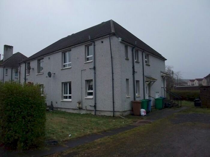 2 Bedroom Flat To Rent In Union Street, Kelty, KY4
