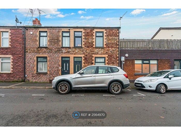 2 Bedroom Terraced House To Rent In William Street, Cardiff, CF11