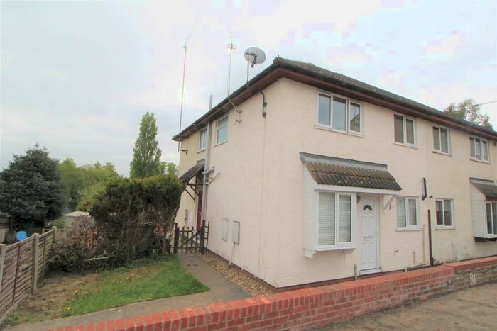2 Bedroom Terraced House To Rent In Gilberd Road, Colchester, CO2