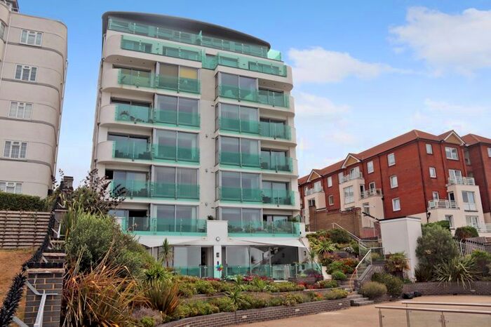 2 Bedroom Flat To Rent In Crowstone Court, Holland Road, Westcliff-On-Sea, SS0