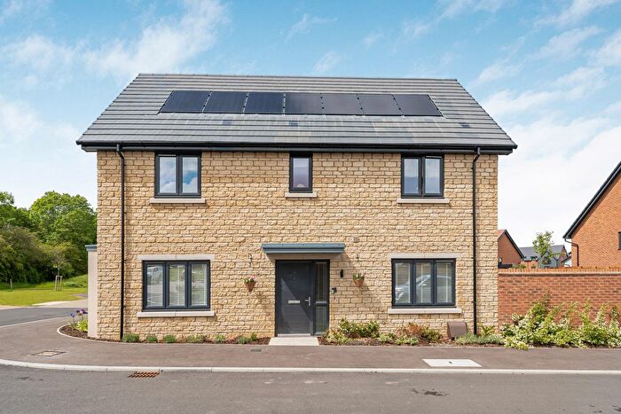 4 Bedroom Detached House For Sale In Holly Close, Shrivenham, Swindon, Oxfordshire, SN6