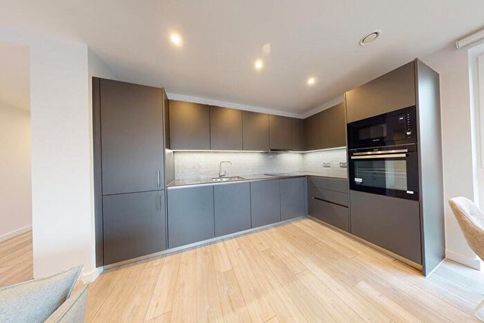 2 Bedroom Apartment To Rent In Park Central East, SE17