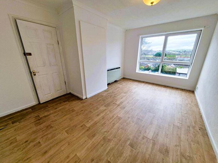 3 Bedroom Property For Sale In Brynrheidol, Llanbadarn Fawr, SY23