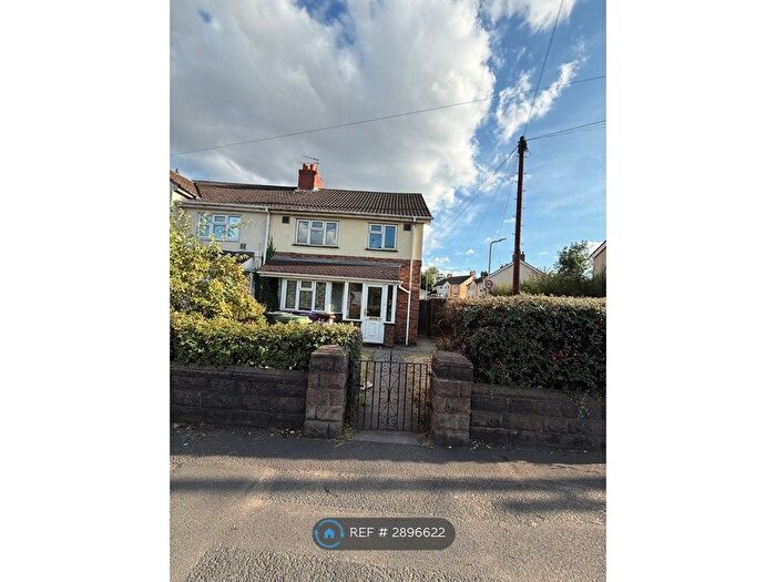 3 Bedroom End Terrace House To Rent In Willenhall Road, Willenhall, WV13