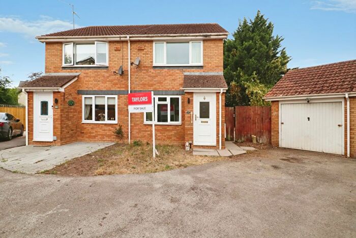 2 Bedroom Semi Detached House For Sale In Beckgrove Close, Cardiff, CF24
