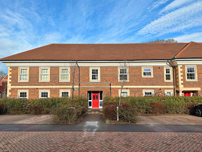 1 Bedroom Flat To Rent In Redshank Crescent, Chineham, RG24