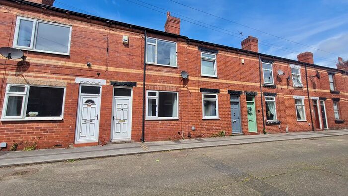 3 Bedroom Terraced House To Rent In Crowther Street, Castleford, WF10