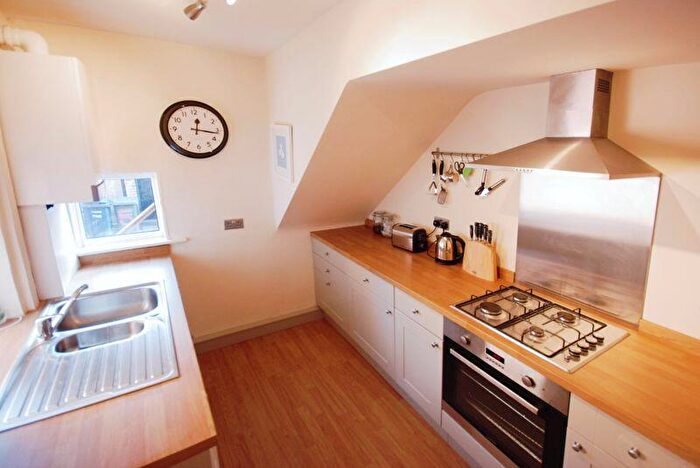 2 Bedroom Flat To Rent In Bowsden Terrace, South Gosforth, NE3