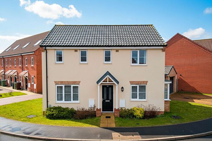 3 Bedroom Detached House For Sale In Sheppard Drove, Wymondham, NR18