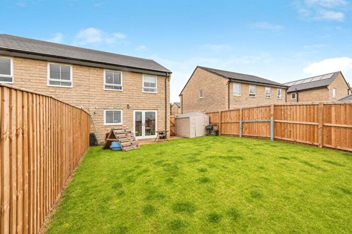 3 Bedroom Semi-Detached House For Sale In Siderite Close, Emley, Huddersfield, HD8