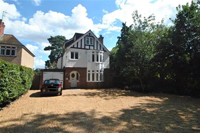 4 Bedroom Detached House For Sale In Kidmore Road, Caversham, Reading, RG4