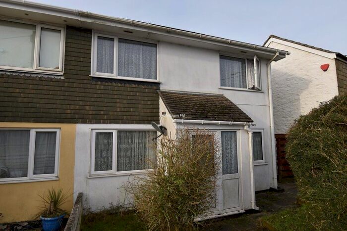 3 Bedroom Property To Rent In Penluke Close, Four Lanes, Redruth, TR16