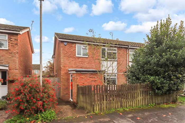 3 Bedroom Semi-Detached House For Sale In Bellmers Road, Wigginton, Tring, HP23