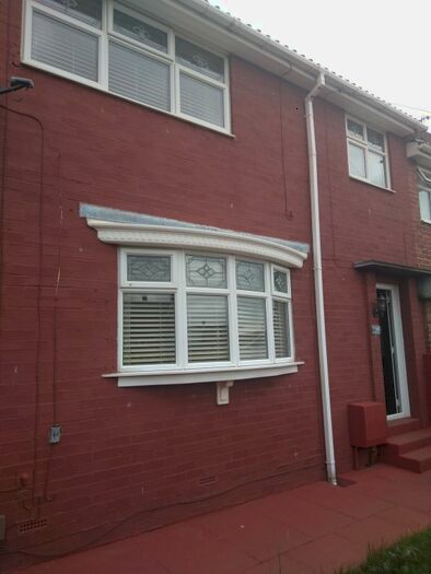 3 Bedroom Semi-Detached House To Rent In King Oswy Drive, Hartlepool, TS24