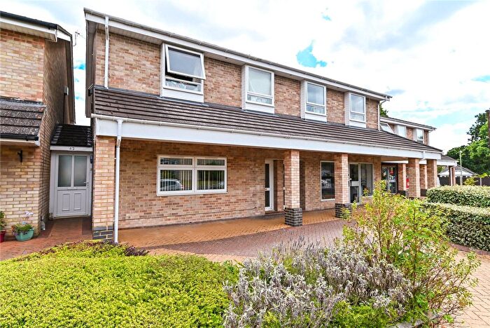 2 Bedroom Flat For Sale In Ferndale Road, New Milton, Hampshire, BH25