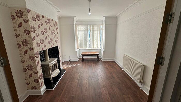 3 Bedroom Terraced House To Rent In Bentley Road, Doncaster, DN5