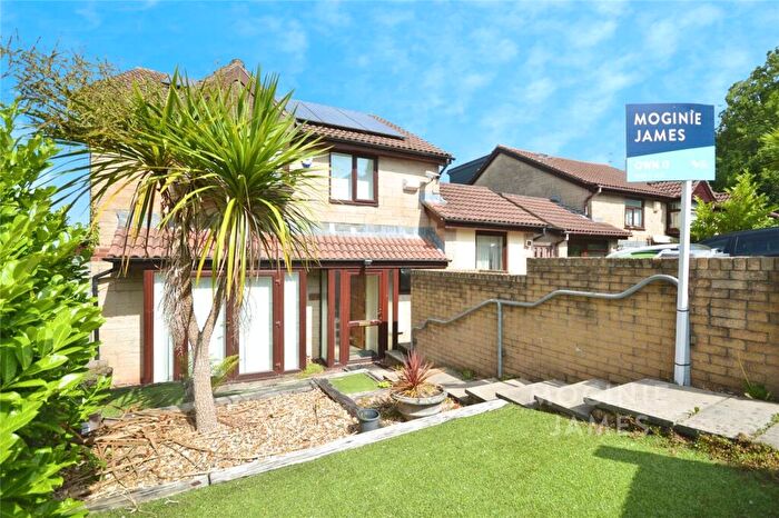 4 Bedroom Detached House For Sale In Castle Rise, Rumney, Cardiff, CF3