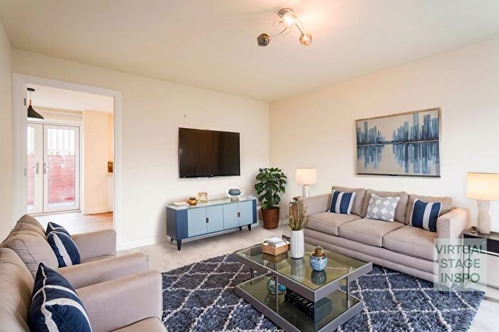 3 Bedroom End Of Terrace House For Sale In Hollyberry Road, Paignton, Torbay, TQ4